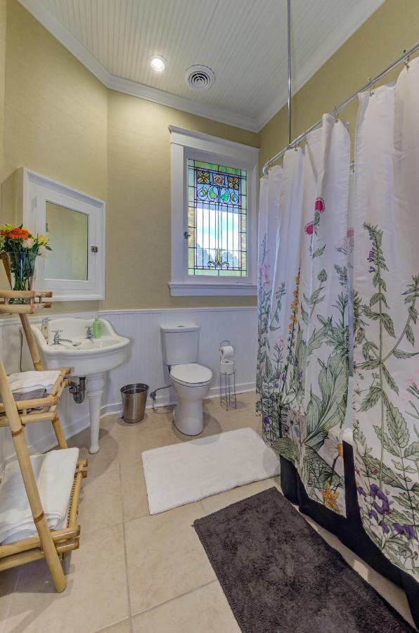 Oak Hall Bed And Breakfast วิกส์เบิร์ก ภายนอก รูปภาพ