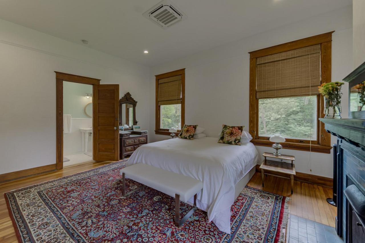 Oak Hall Bed And Breakfast วิกส์เบิร์ก ภายนอก รูปภาพ