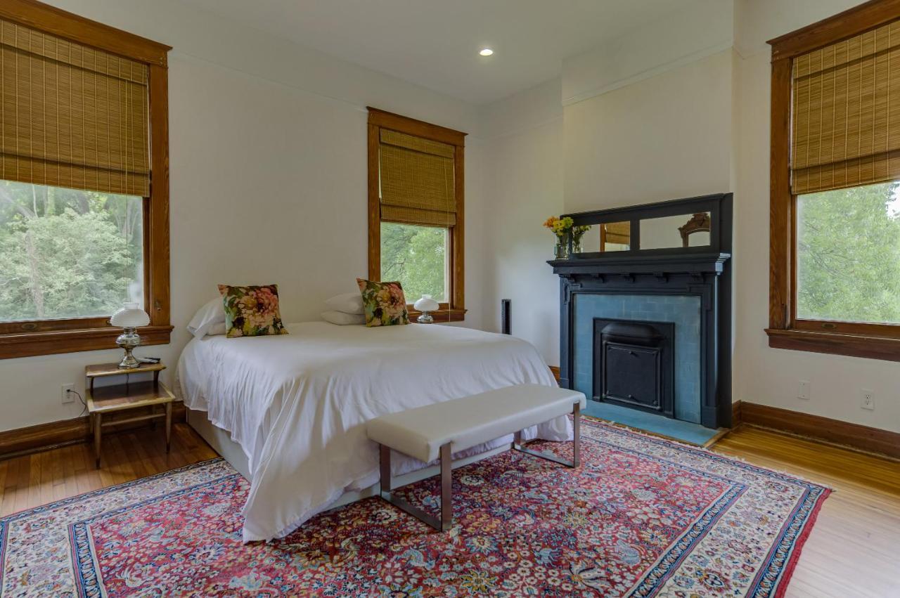 Oak Hall Bed And Breakfast วิกส์เบิร์ก ภายนอก รูปภาพ